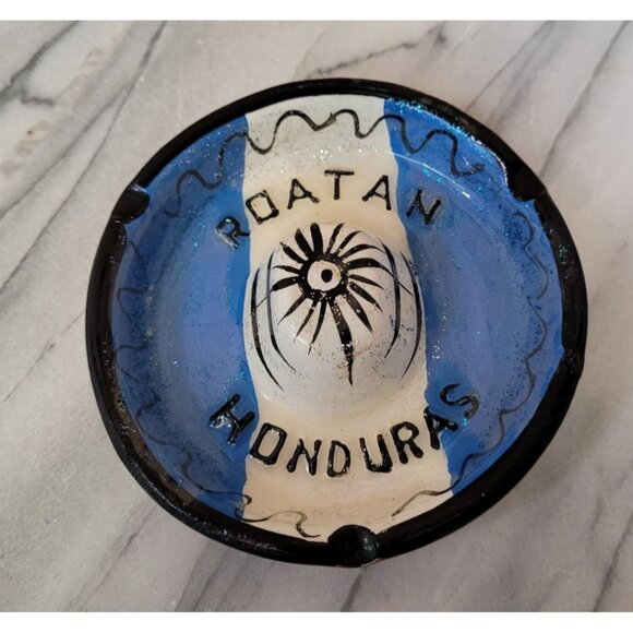 Handmade Roatan Honduras Souvenir Ceramic Ashtray With Blue & White Design - Picture 6 of 6